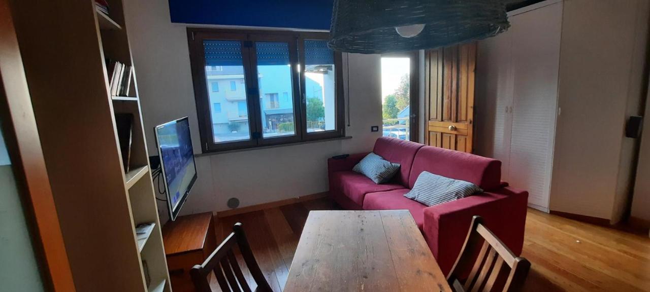Casamarina Apartment Marina di Montemarciano Luaran gambar